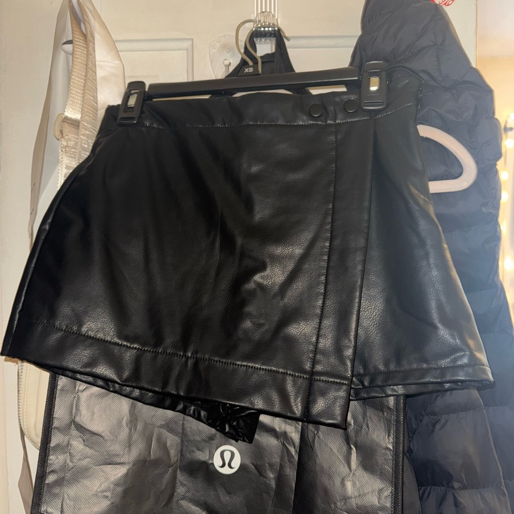 UNIF Black Faux Leather Skirt
